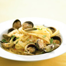 Linguine with White Clam Sauce