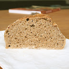 Pain rustique à l'épeautre sans pétrissage