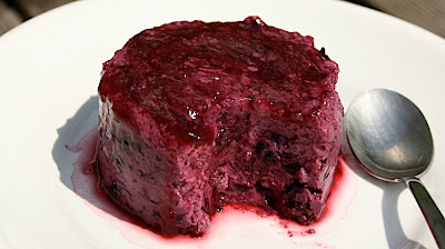 Entremet au cassis
