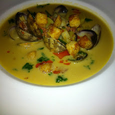 Clams in Spicy Coconut-Lime Broth