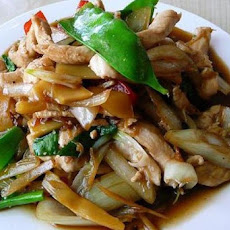 Thai Ginger Chicken (Gai Pad King)