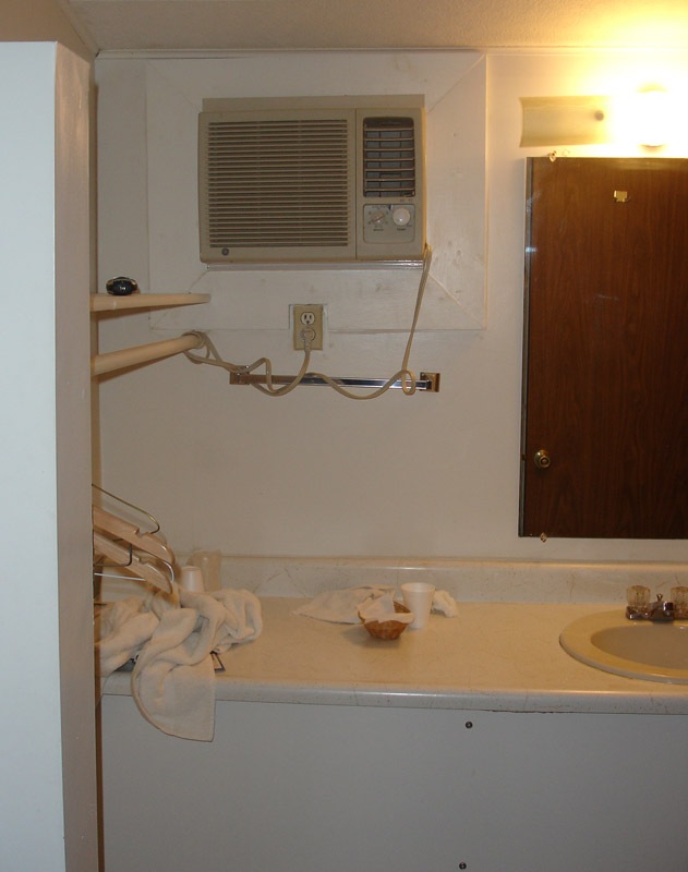 [iowamotelweb[3].jpg]