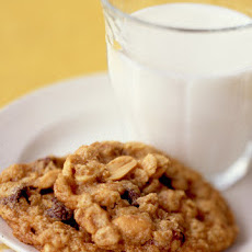 Peanut Butter-Chocolate Chip Oatmeal Cookies