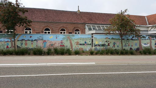 Children Art Wall