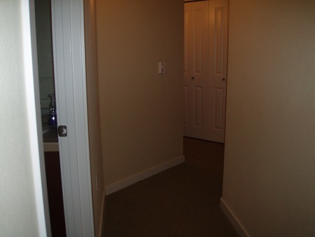 [Cleveland condo 014[7].jpg]