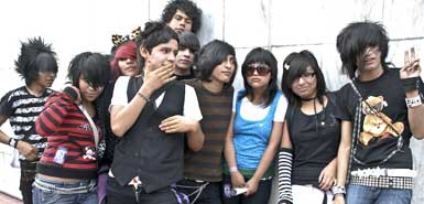 emos-385_345728a.jpg