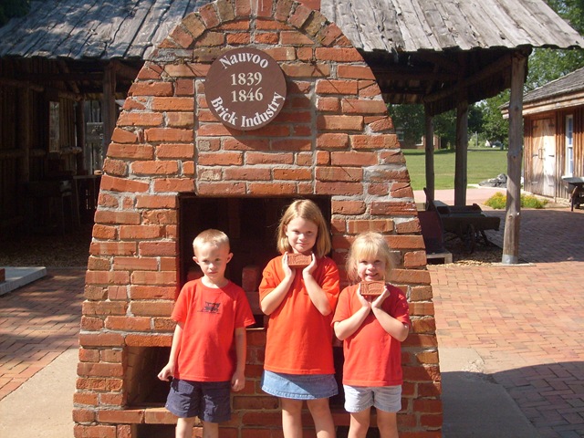 [nauvoo0762.jpg]