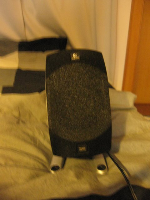 Logitech Z5500卫星音箱