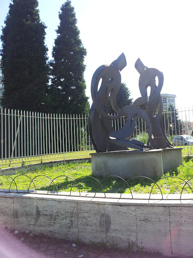 Monumento Ai Medici E Paramedici 
