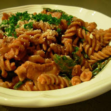 Pasta With Baby Bella Mushrooms & Spinach in a Tomato Cream