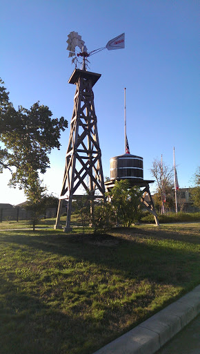 Redbird Ranch Faux Wind Pump