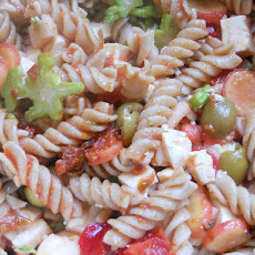 Tomato & Mozzarella Pasta Salad