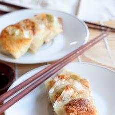 Broccoli-ginger dumplings