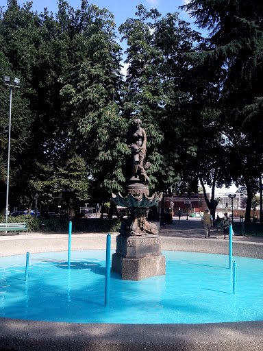 Fuente Plaza Linares 