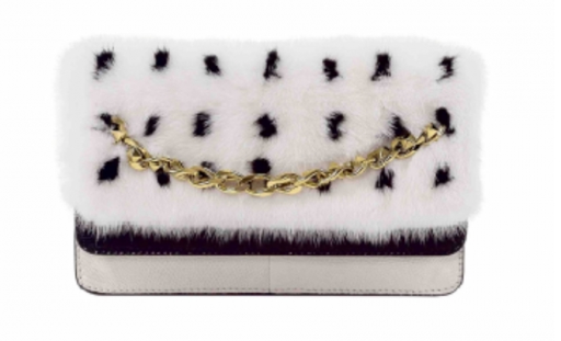 Accessori inverno 2013/2014: tra animal print e fury chic ecco cosa bisogna indossare!