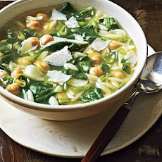 Spinach, Pasta, and Pea Soup