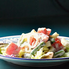 Green Beans With Tomatoes, Olives, and Feta