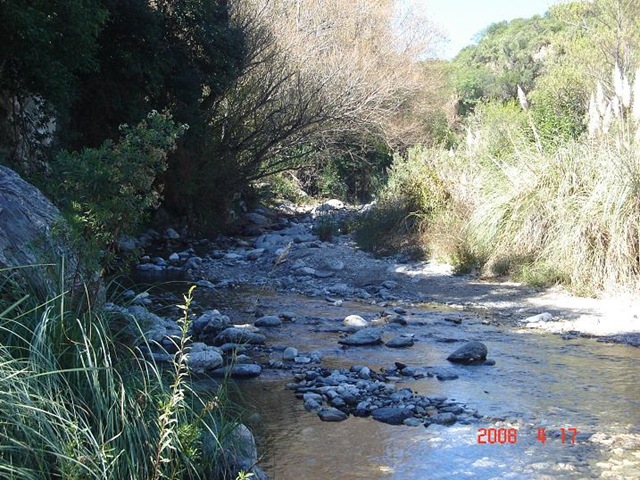[arroyo piedra blanca re duro[2].jpg]