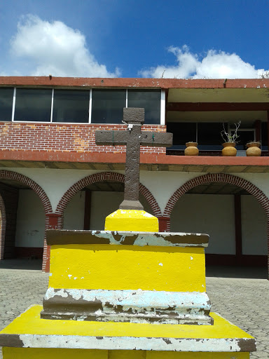 Cruz Iglesia San Juan
