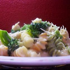 Broccoli Chicken Fettuccini Alfredo