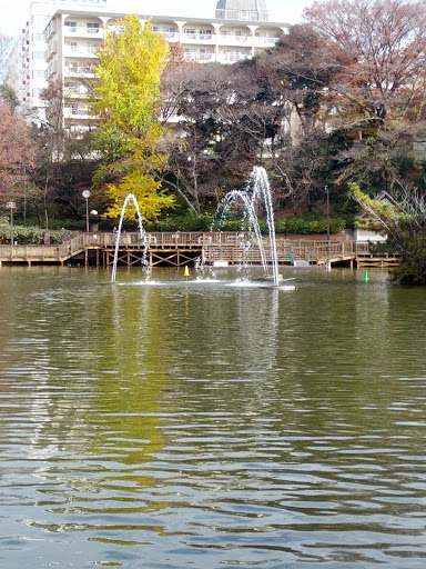 見次公園の噴水