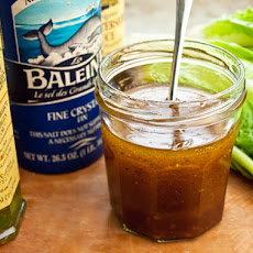 Zesty Homemade Italian Salad Dressing