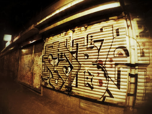Graffitti Bronce