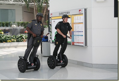 segway_i2police_ twoofficers_med