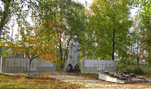 Братская могила в Березовке