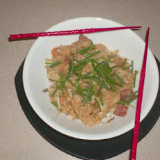 Malaysian Noodles With Seafood & Sausage