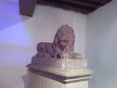 León De Piedra Estatua