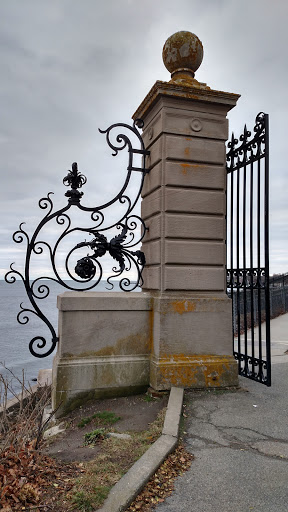 The Gate at the Breakers
