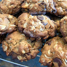 Grandma's Oatmeal Toll-House Cookies