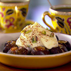 Baked Figs with Chopped Pistachios in Mascarpone