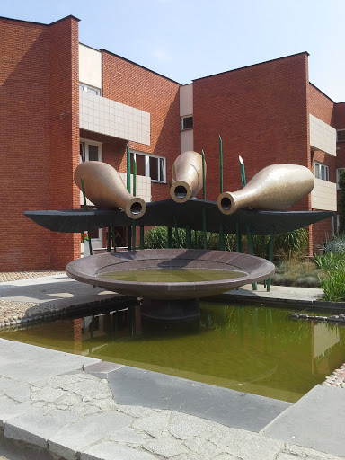 Three Vats Fountain