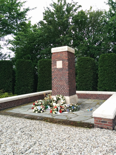 World War 2 Monument 