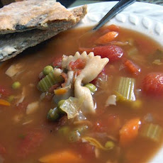 Minestrone Soup (Italian Vegetable Soup)