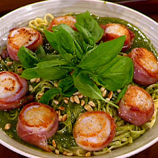 Prosciutto-wrapped Scallops with a Dry Jack Pesto over Linguine