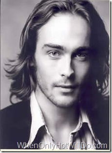 tom mison