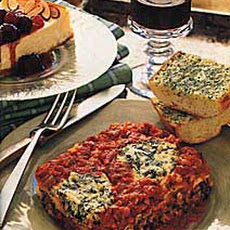 Turkey Sausage-Spinach Lasagna with Spicy Tomato Sauce