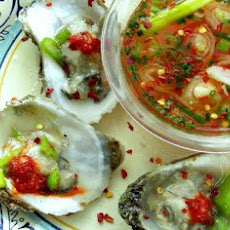 Freshly Shucked Oysters and Sauce Mignonette With a Twist!