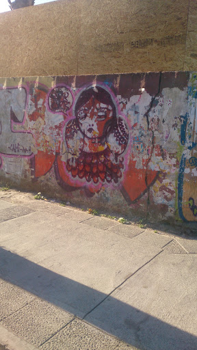 Mujer Roja Mural