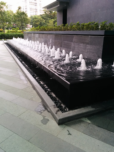 Metropolis Fountain 