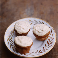 Applesauce Muffins