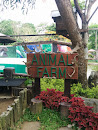 Highlands Animal Farm Sign