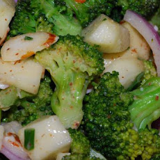 Broccoli Crunch With Creamy Almond Dressing