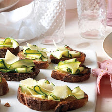 Lemony Zucchini Bruschetta