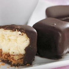 Chocolate Caramel Cheesecake Bites