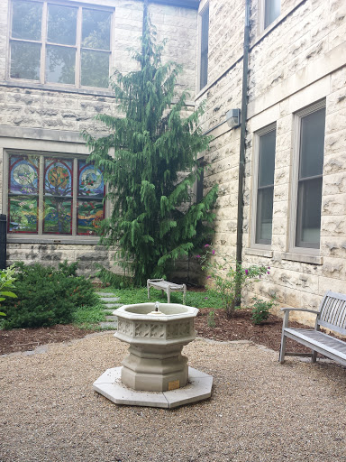 Central United Methodist Church Garden and Fountain
