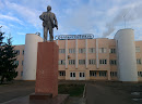 Памятник В.И.ЛЕНИНУ у Кабельного Завода